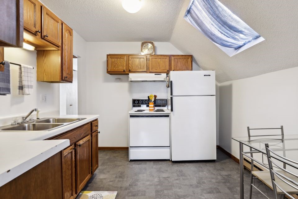 613 E La Salle Avenue Barron WI 54812 — photo 11