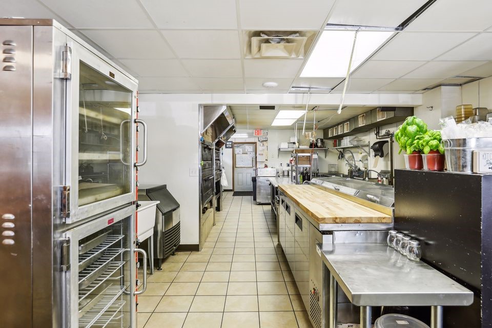 613 E La Salle Avenue Barron WI 54812 — photo 5