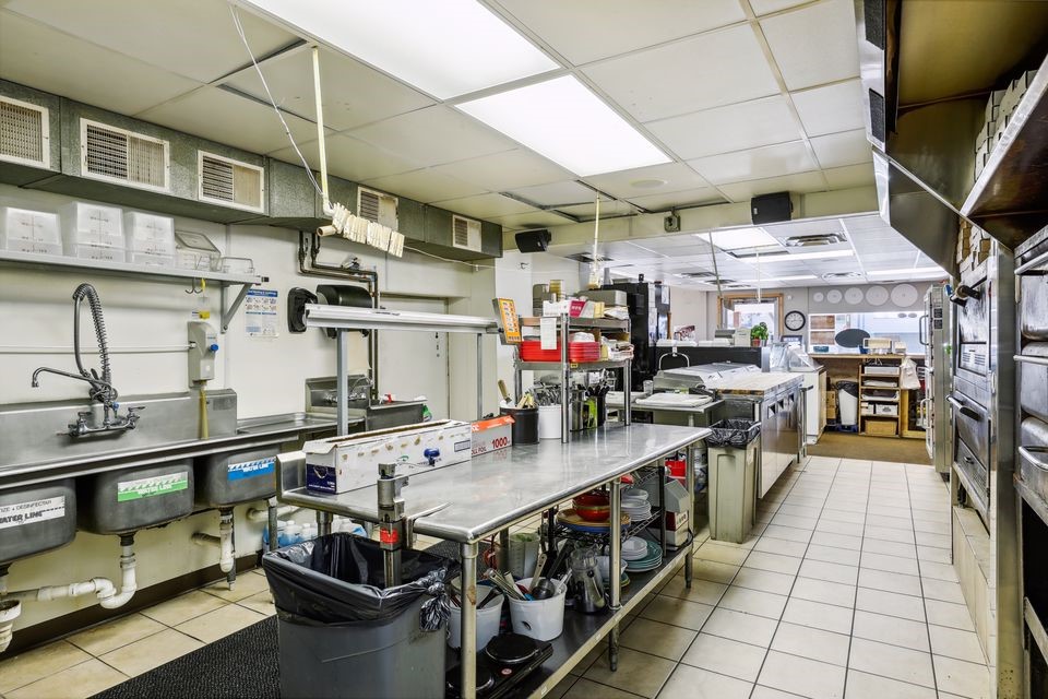 613 E La Salle Avenue Barron WI 54812 — photo 7