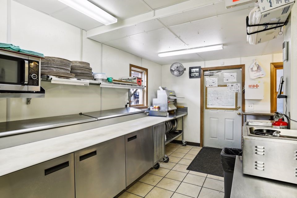 613 E La Salle Avenue Barron WI 54812 — photo 8