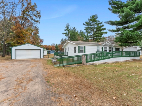 Residentialhouse for sale picture with an address of  636 Park Street in Grantsburg and a list price of 199000