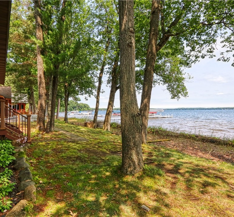 6870 Victory Heights Circle Stone Lake WI 54876
