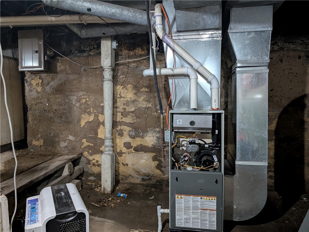 716-Lee-Rice-Lake-WI-54868-6