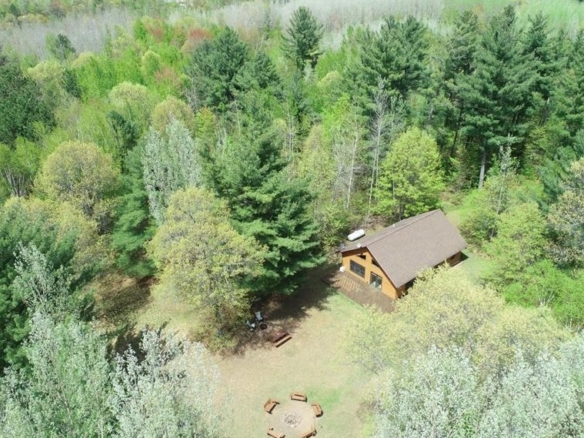 Residentialhouse for sale picture with an address of  7431 Jordan Buck Trail in Danbury and a list price of 319900