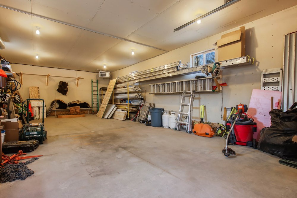 750 W Arthur Avenue, Bruce, WI