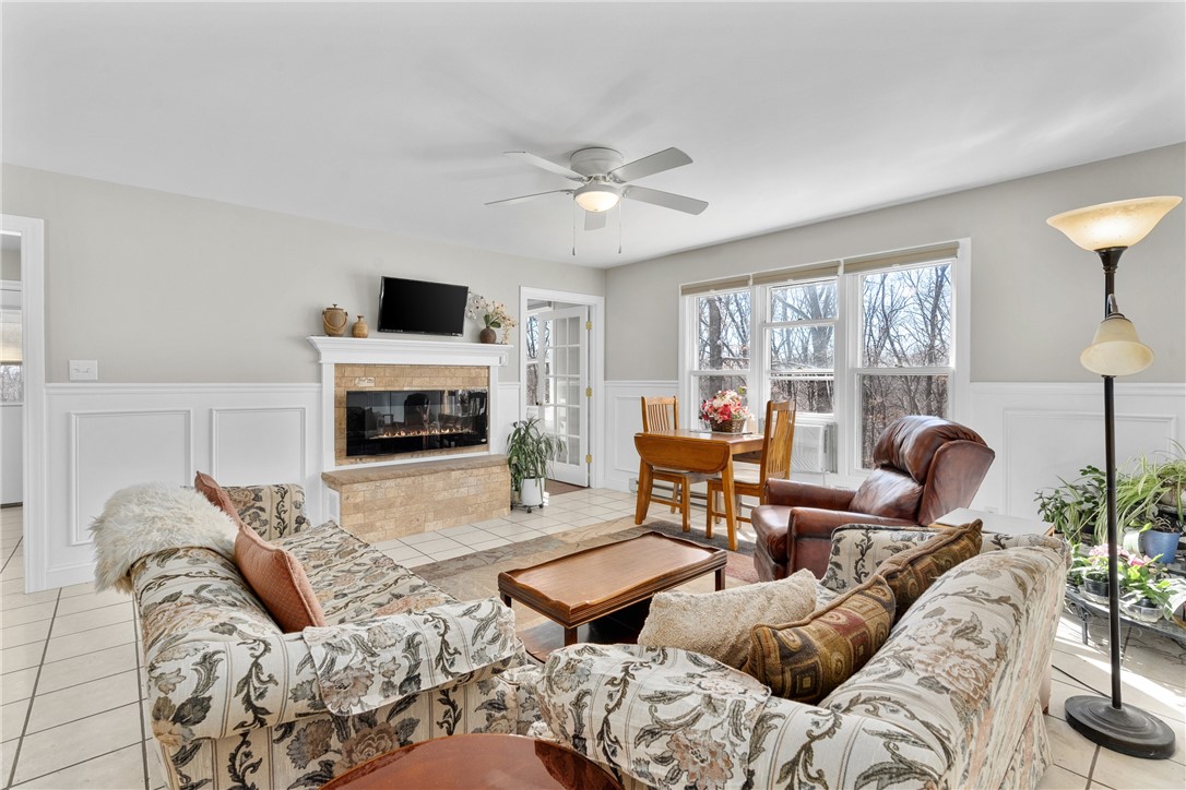 7822-Blue-Valley-Eau-Claire-WI-54703-2