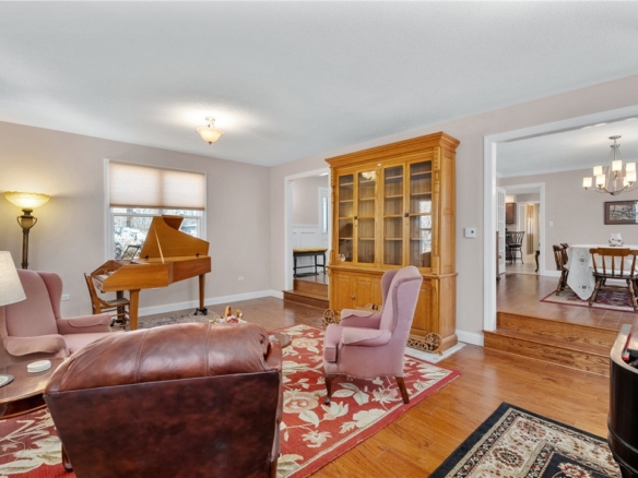 Residentialhouse for sale picture with an address of  7822 Blue Valley Drive in Eau Claire and a list price of 459900