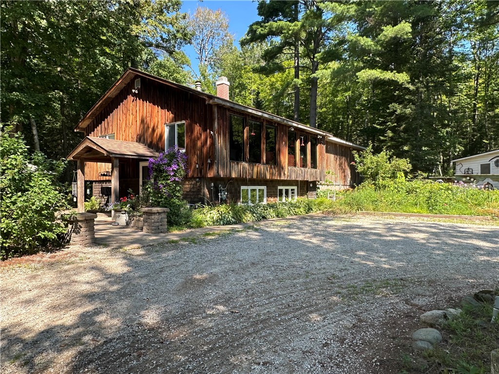 Wisconsin property for sale listing in Bayfield Residentialhouse for sale picture with an address of 84195 State Hwy 13 in Bayfield and a list price of 349900