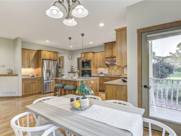 Residentialhouse for sale picture with an address of  907 Sandalwood Drive in Altoona and a list price of 660000