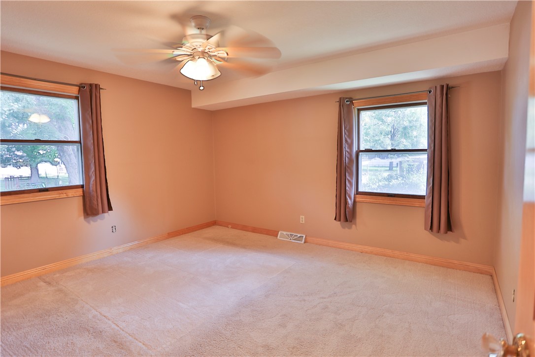 931-Roosevelt-River-Falls-WI-54022-4