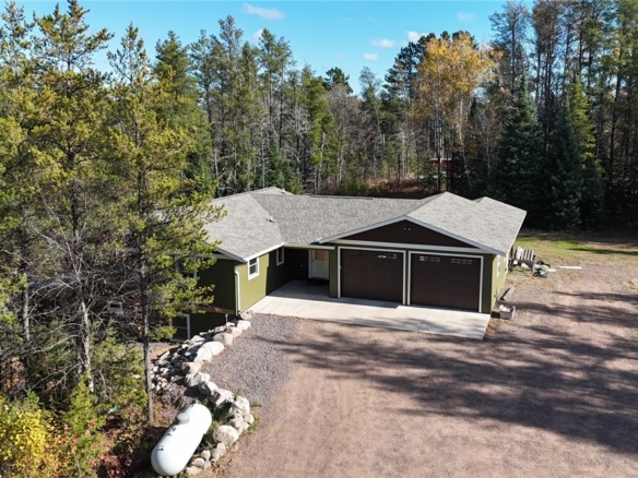 Residentialhouse for sale picture with an address of  9448 Brodi Lane in Hayward and a list price of 449900