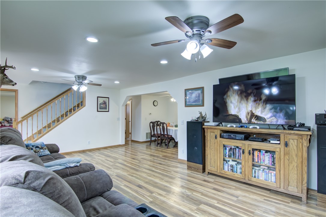 E20364-County-Road-GG-Augusta-WI-54722-1