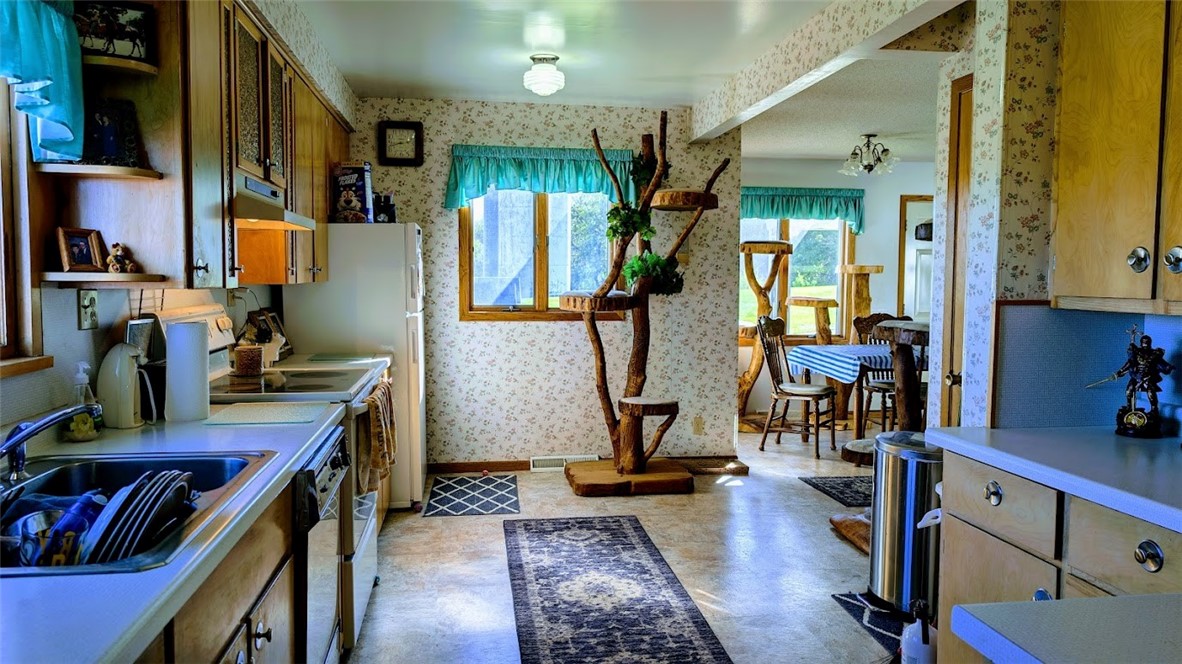 E4590-1390th-Ridgeland-WI-54763-3