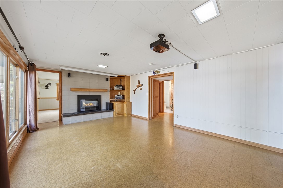 E5967-800th-Menomonie-WI-54751-4