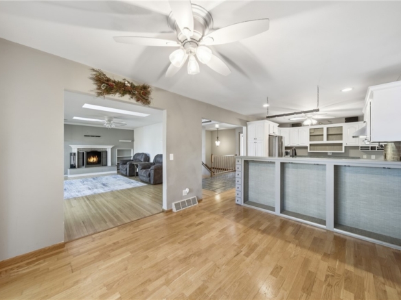 Residentialhouse for sale picture with an address of  E5967 800th Avenue in Menomonie and a list price of 550000