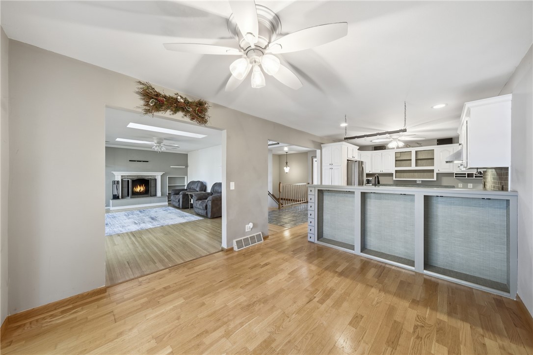 Wisconsin property for sale listing in Menomonie Residentialhouse for sale picture with an address of E5967 800th Avenue in Menomonie and a list price of 550000