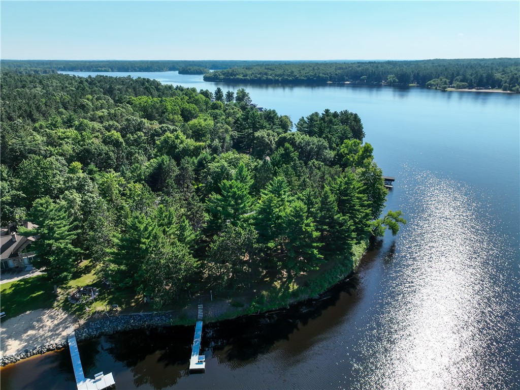 Residentialhouse for sale picture with an address of  N132 Pine Place in Hatfield and a list price of 1400000