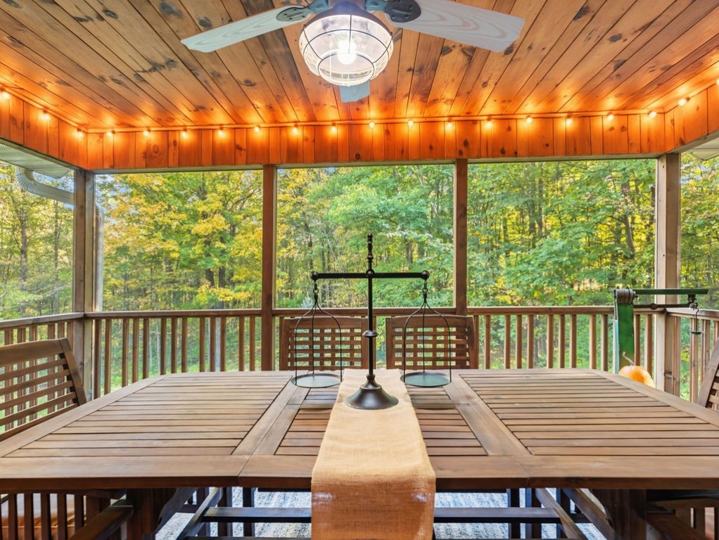 N2460-Oakdale-Fall-Creek-WI-54742-1