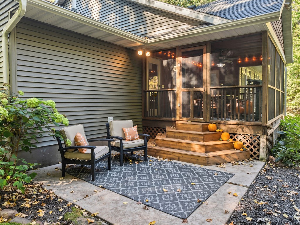 N2460 Oakdale Drive Fall Creek WI 54742