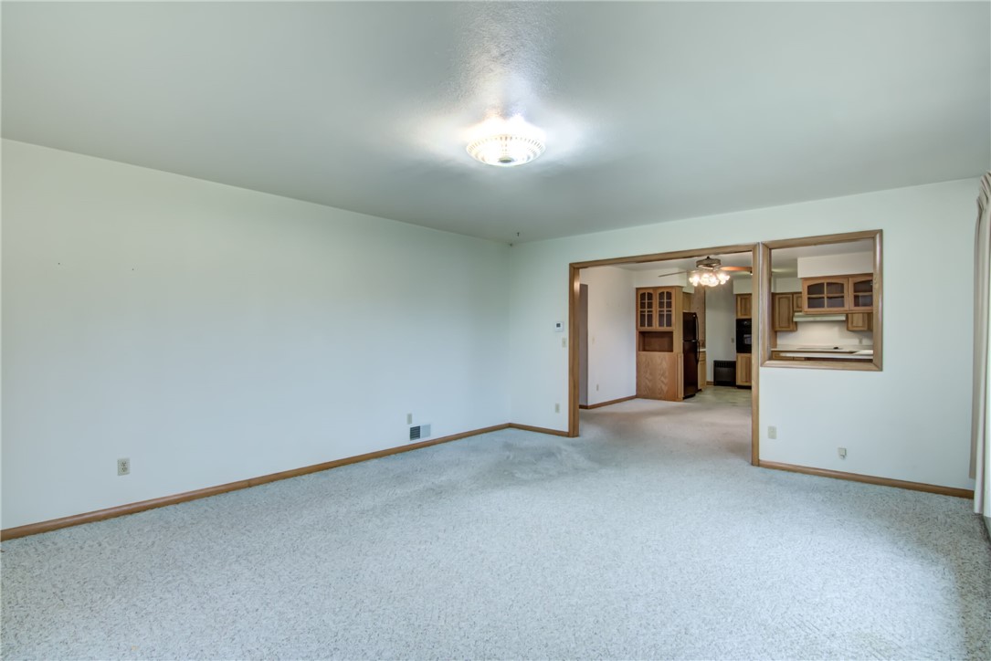 N40322-State-Road-93-Independence-WI-54747-3