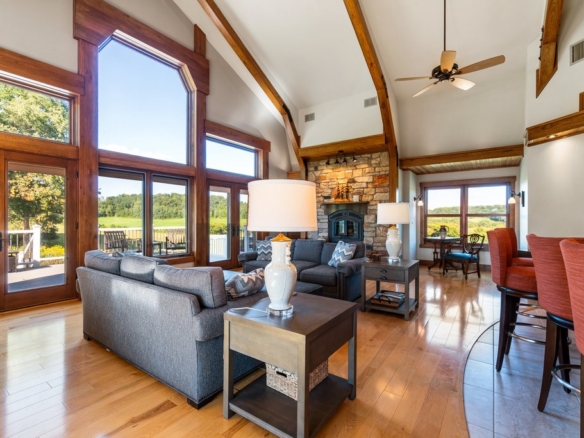 Residentialhouse for sale picture with an address of  N7900 County Road J  in Menomonie and a list price of 1100000