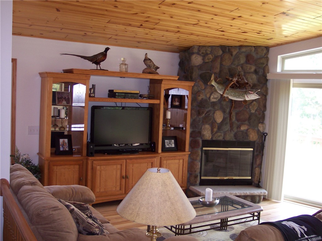 N8751-Island-Trail-Spooner-WI-54801-8