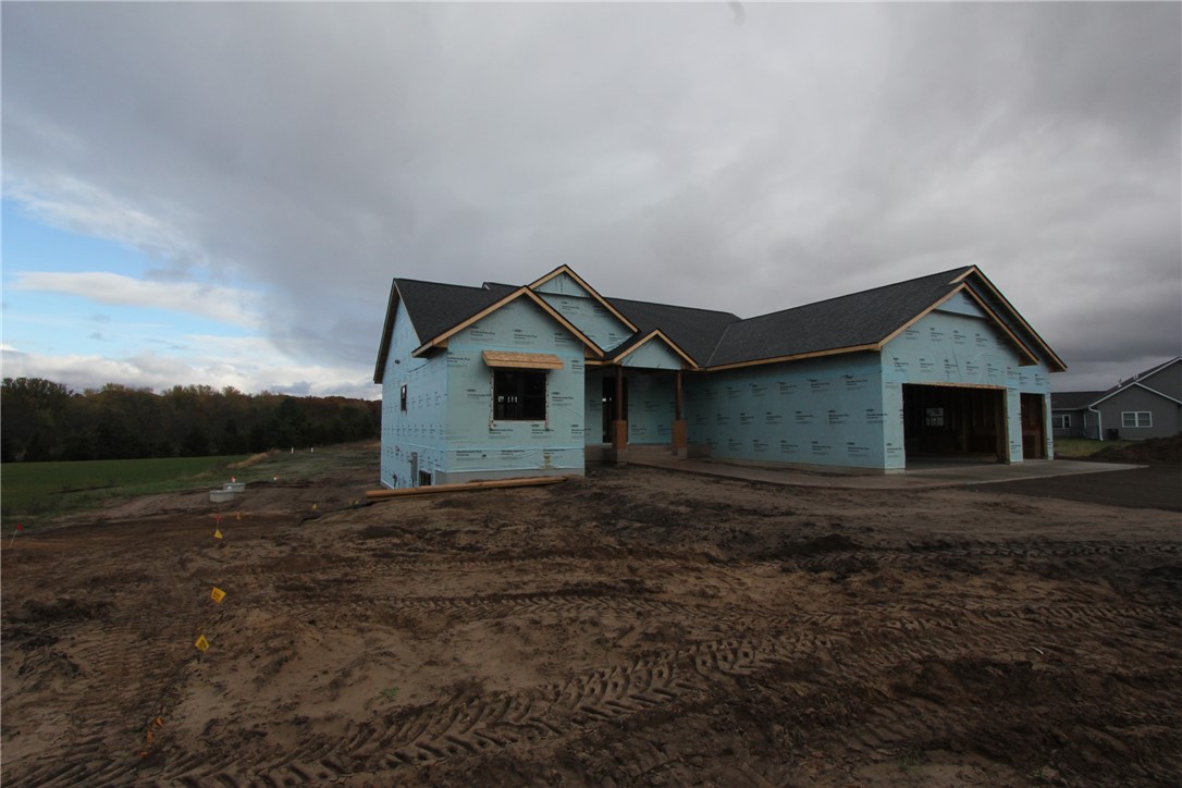 Wisconsin property for sale listing in Eleva Residentialhouse for sale picture with an address of S8741 Mertinke Landing in Eleva and a list price of 974900