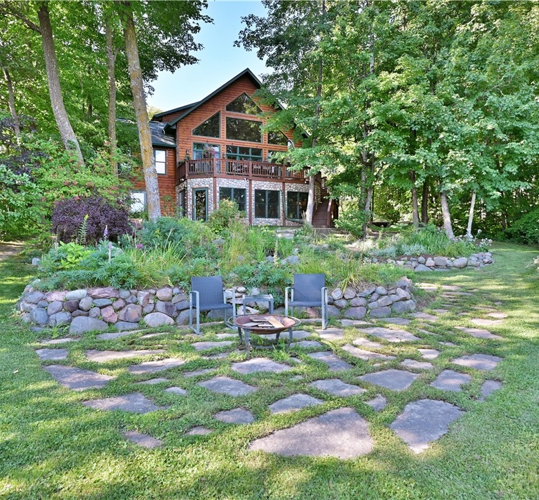 W2325 Belvidere Road Sarona WI 54870