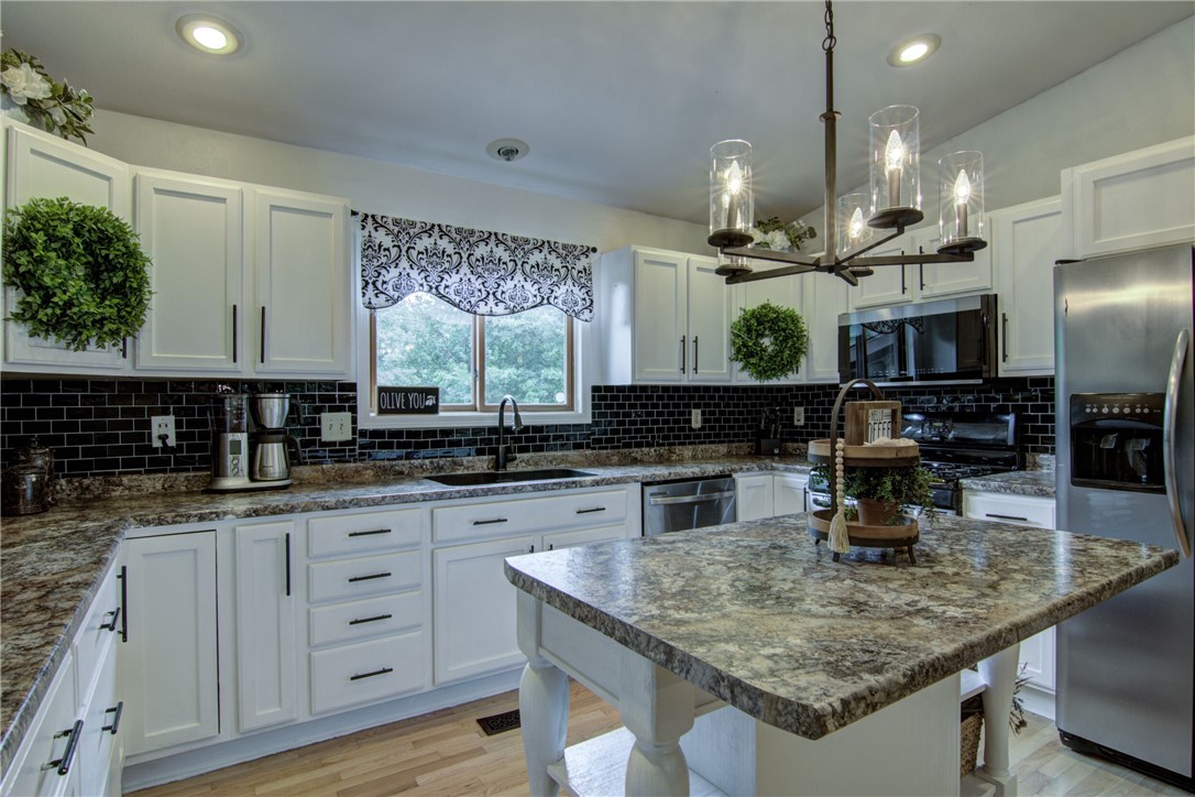 1021-N-Trails-End-St-Bruce-WI-54819-3