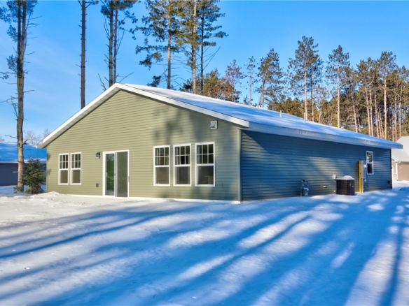 Residentialhouse for sale picture with an address of  10546 Nightingale Court in Hayward and a list price of 339450