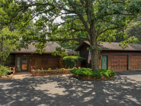 Residentialhouse for sale picture with an address of  1121 Lowes Creek Road in Eau Claire and a list price of 639900