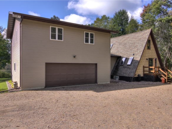 Residentialhouse for sale picture with an address of  1194 29th Street in Chetek and a list price of 349900