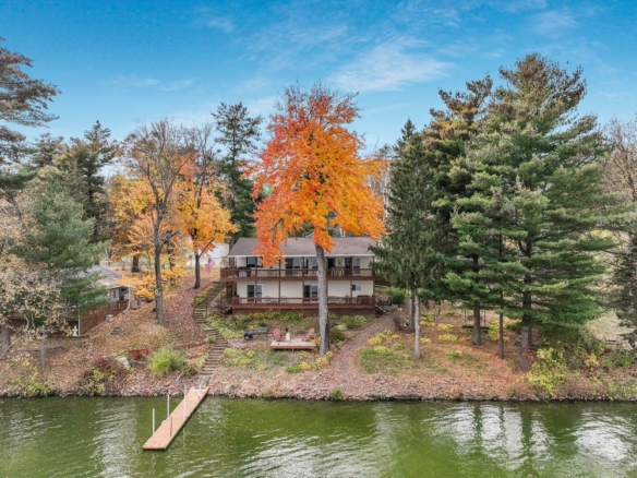 Residentialhouse for sale picture with an address of  1197 21 3/4 22nd Street in Chetek and a list price of 599900