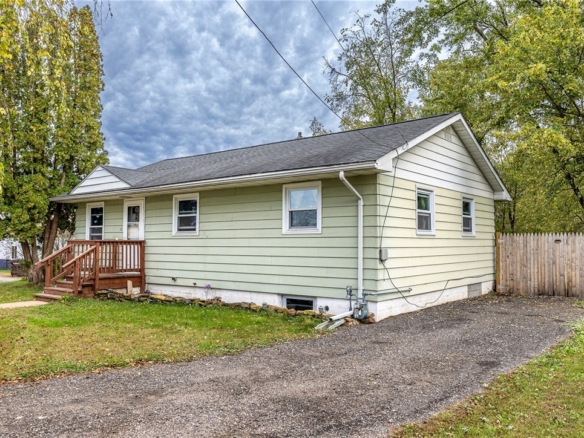 Residentialhouse for sale picture with an address of  12 Cleveland Street in Black River Falls and a list price of 165000