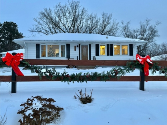 Residentialhouse for sale picture with an address of  1212 Folsom Street in Eau Claire and a list price of 250000