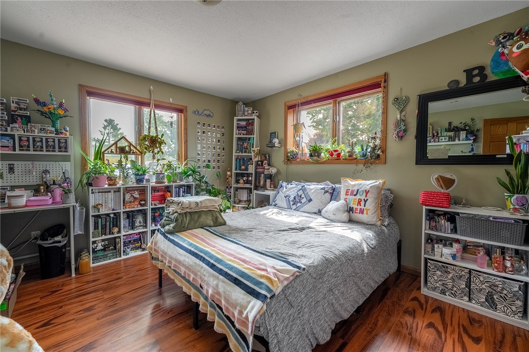 12295-312th-Boyd-WI-54726-1