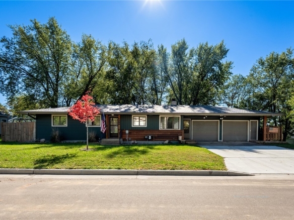 Residentialhouse for sale picture with an address of  1280 Curtis Street in Baldwin and a list price of 340000