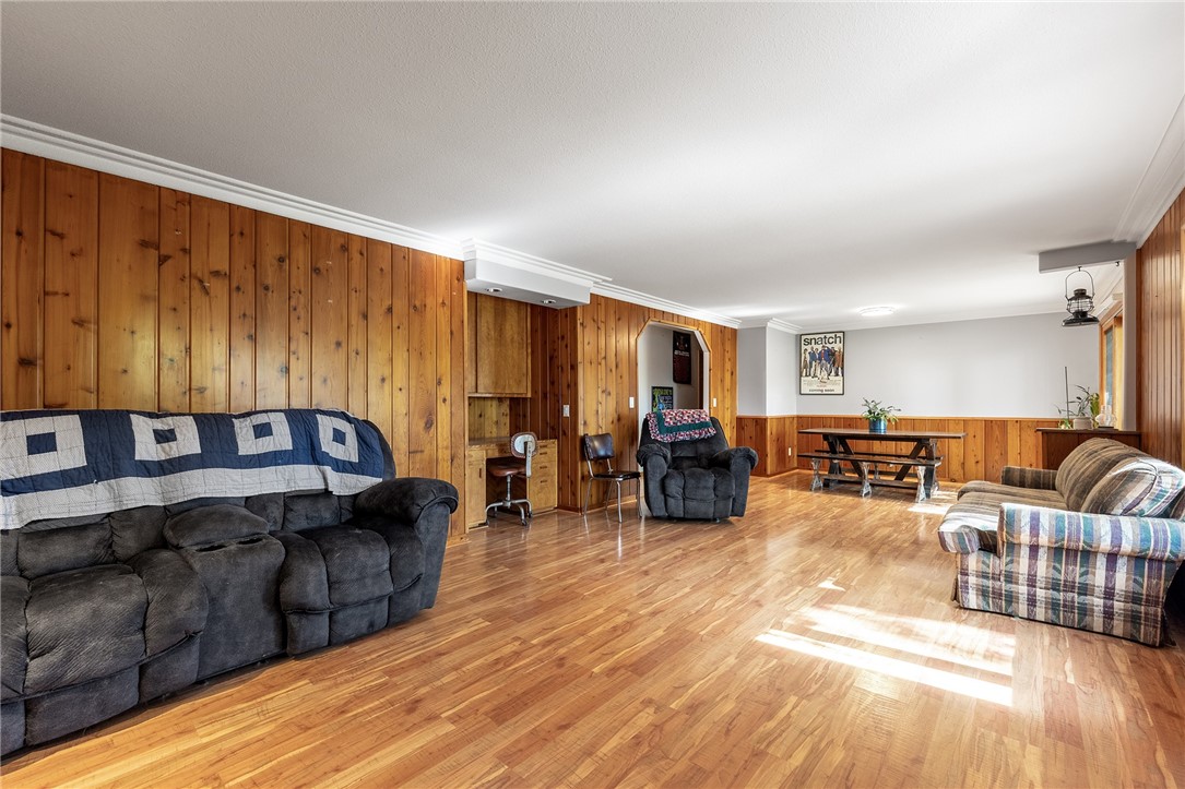 1280-Curtis-Baldwin-WI-54002-3