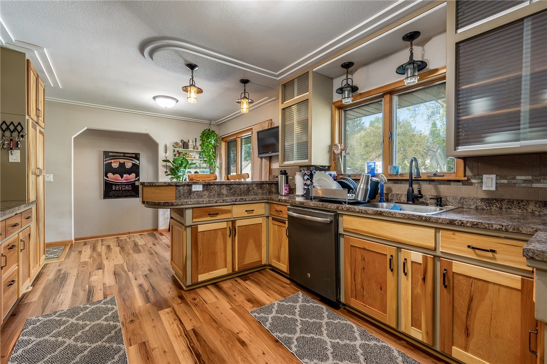 1280-Curtis-Baldwin-WI-54002-7