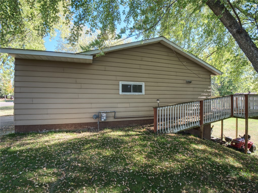 12825-Thomas-Osseo-WI-54758-2