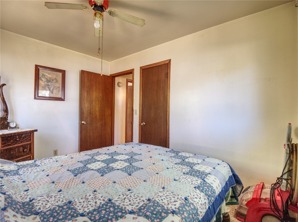 12825-Thomas-Osseo-WI-54758-6