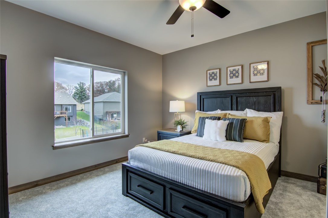 1372-Pebble-Beach-Altoona-WI-54720-3