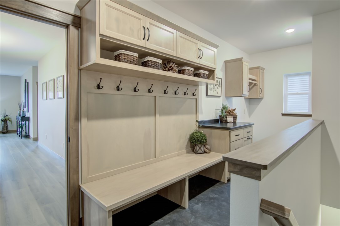 1372-Pebble-Beach-Altoona-WI-54720-6