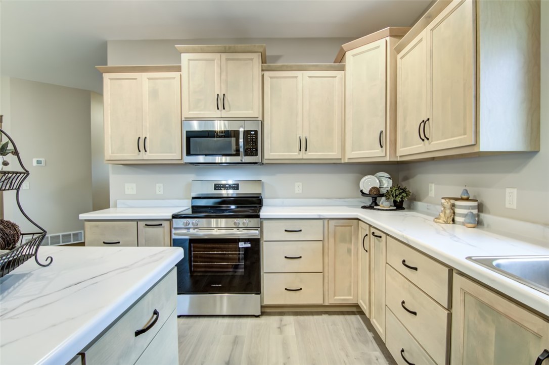 1372 Pebble Beach Drive Altoona WI 54720