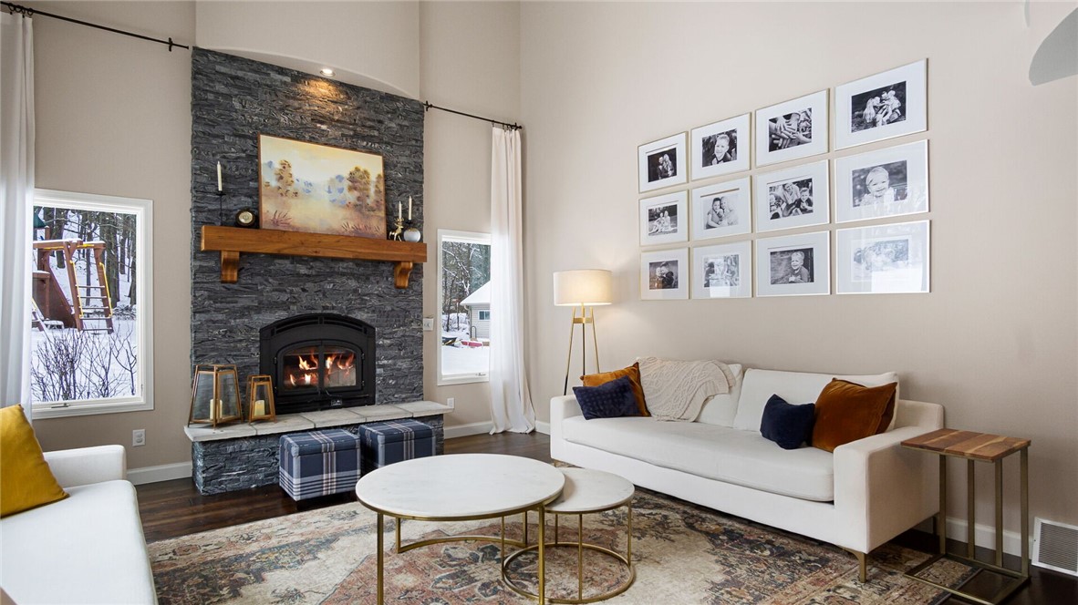 139-Canterbury-Eau-Claire-WI-54701-4