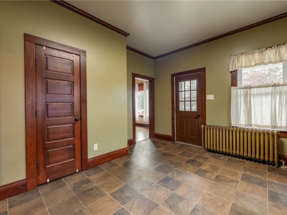 Residentialhouse for sale picture with an address of  1421 Omaha Street in Eau Claire and a list price of 200000