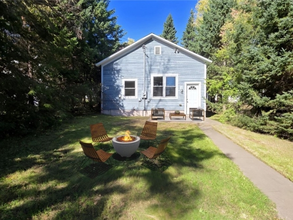 Residentialhouse for sale picture with an address of  15943 3rd Street in Hayward and a list price of 139900