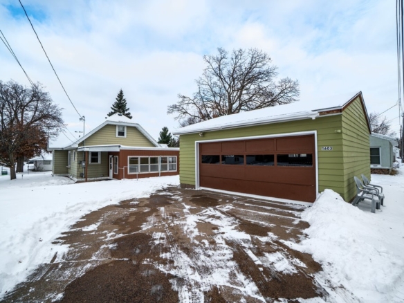 Residentialhouse for sale picture with an address of  1603 Woodland Avenue in Eau Claire and a list price of 234900