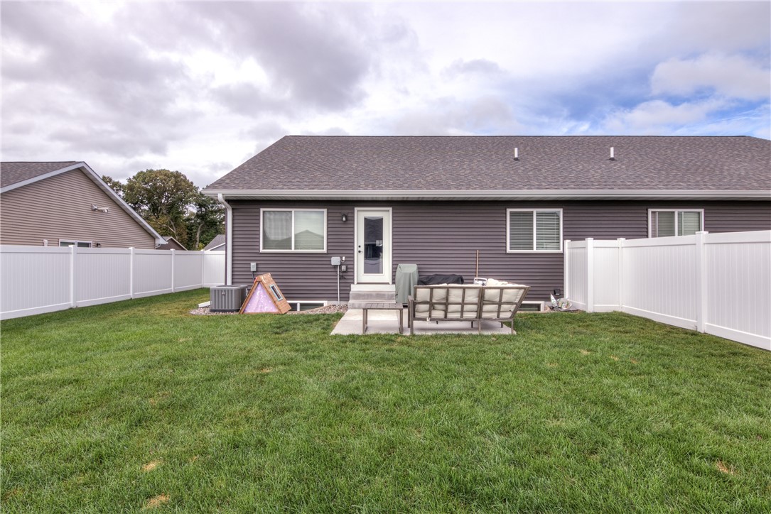 1652-Kyler-Altoona-WI-54720-6