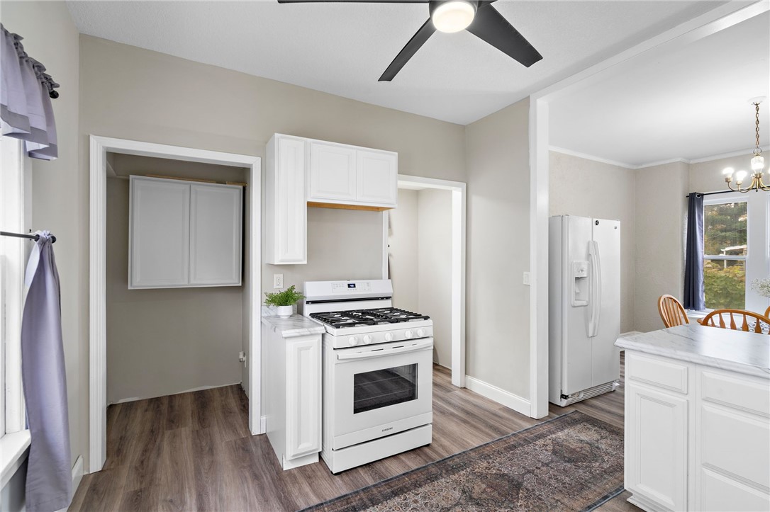 1678-Minnhaha-Ave-St-Paul-MN-55106-5